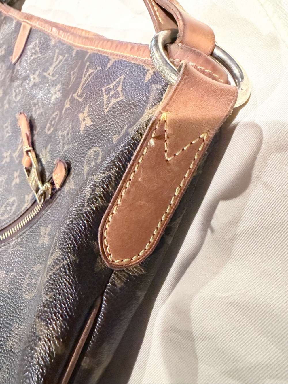Authentic LV Delightful GM Monogram Shoulderbag - Picture 6 of 16